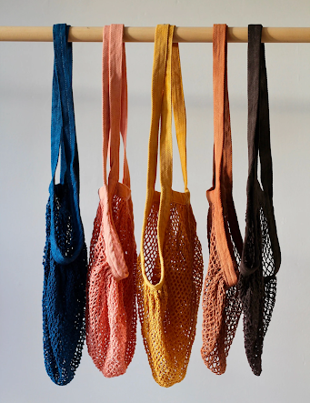 natural-dyed-plastic-free-bags